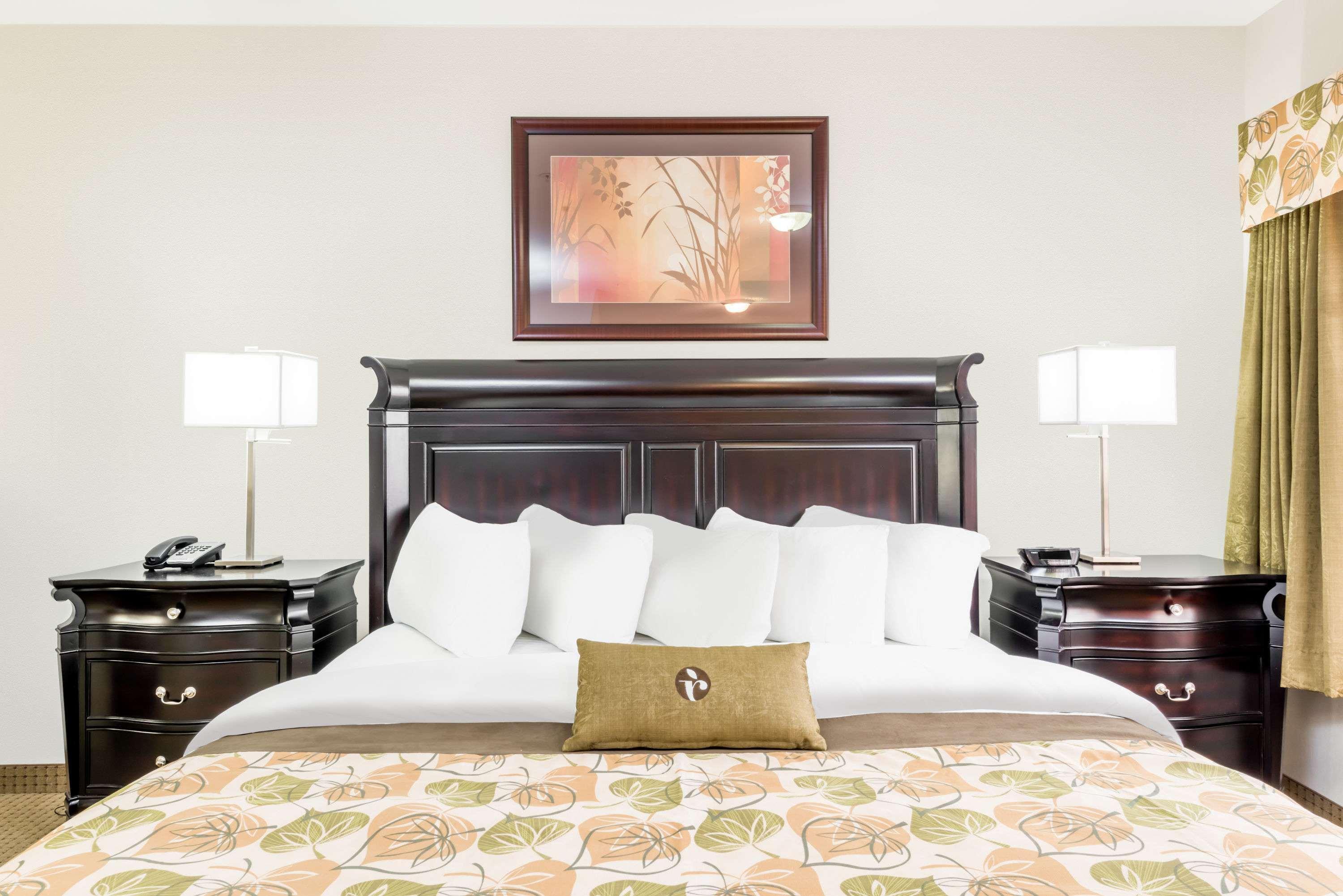Hotel Ramada By Wyndham 3*