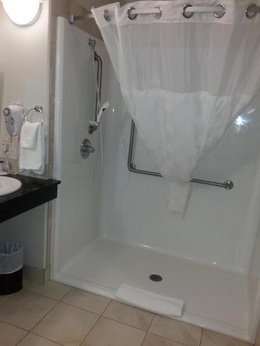 Ramada By Wyndham Hotel 3*