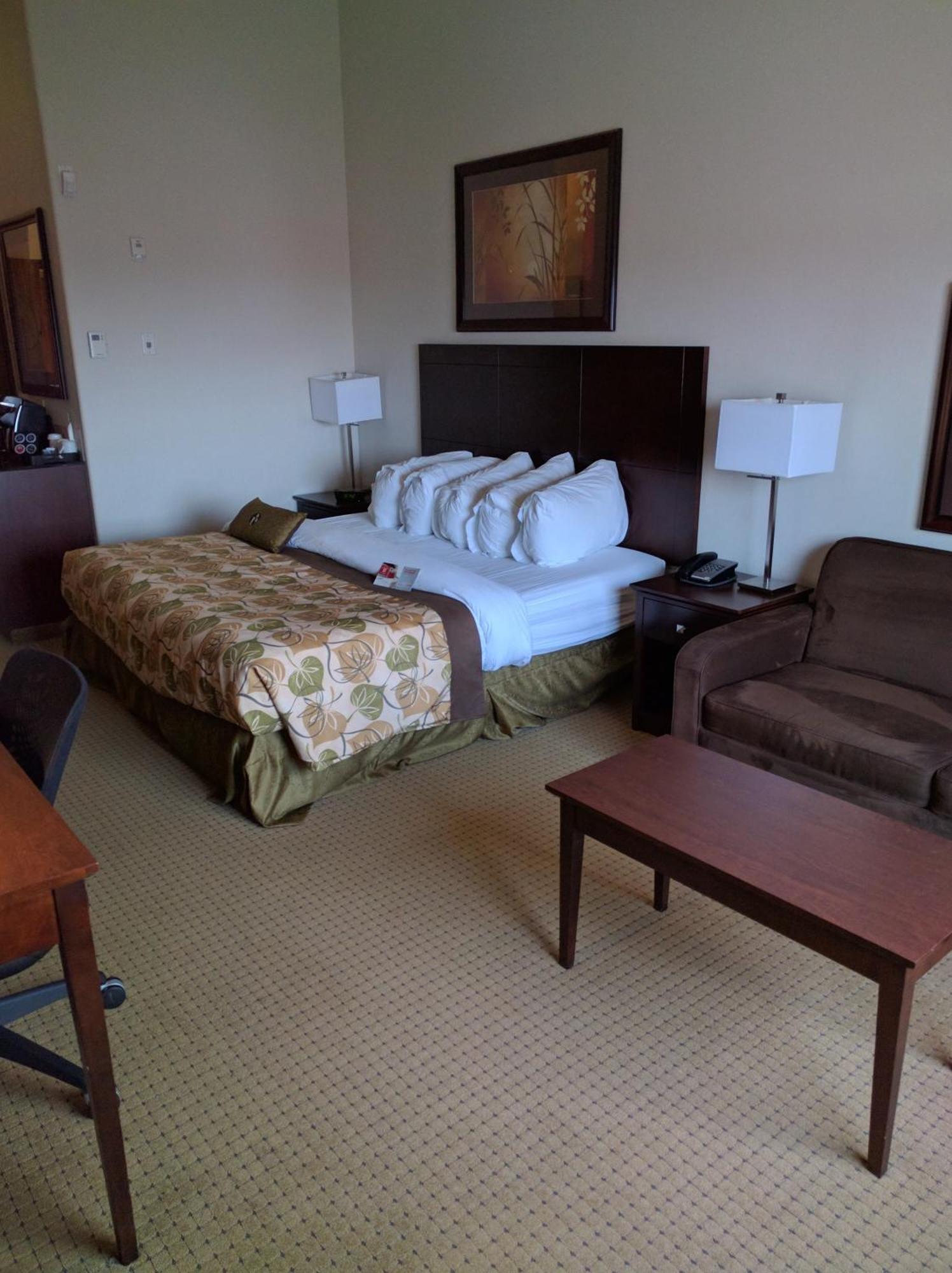 Ramada By Wyndham 3* Olds